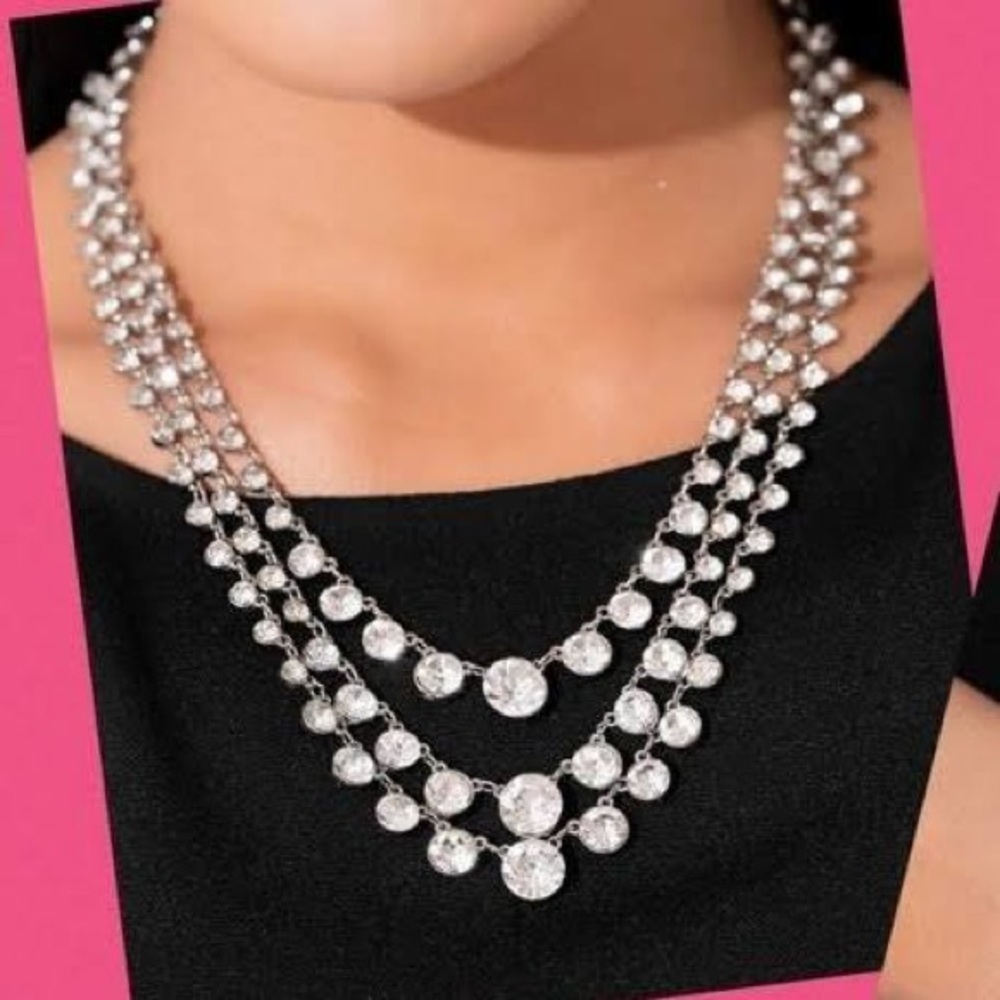 Necklace - Picture 2 of 3